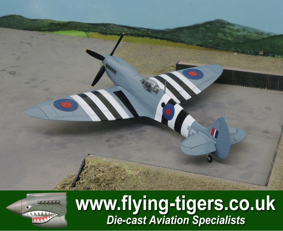 HA7607 Spitfire PR. Mk. XI ONLY £19.99 ! 