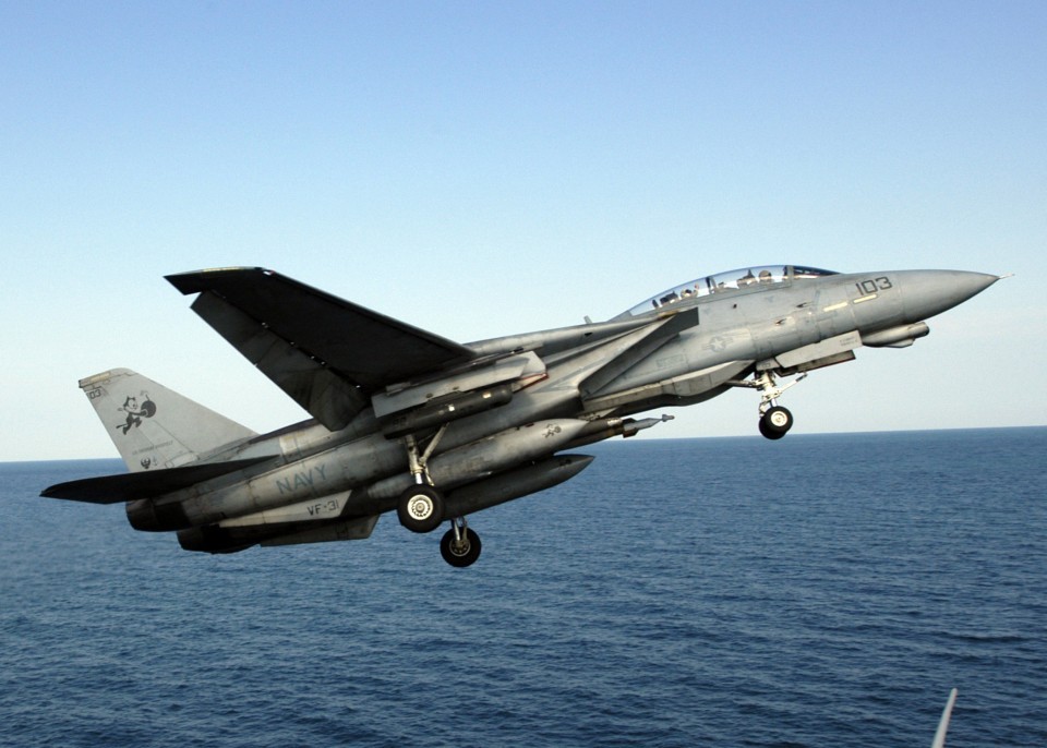 The last F-14 take-off from a carrier, USS Theodore Roosevelt on 28 July 2006