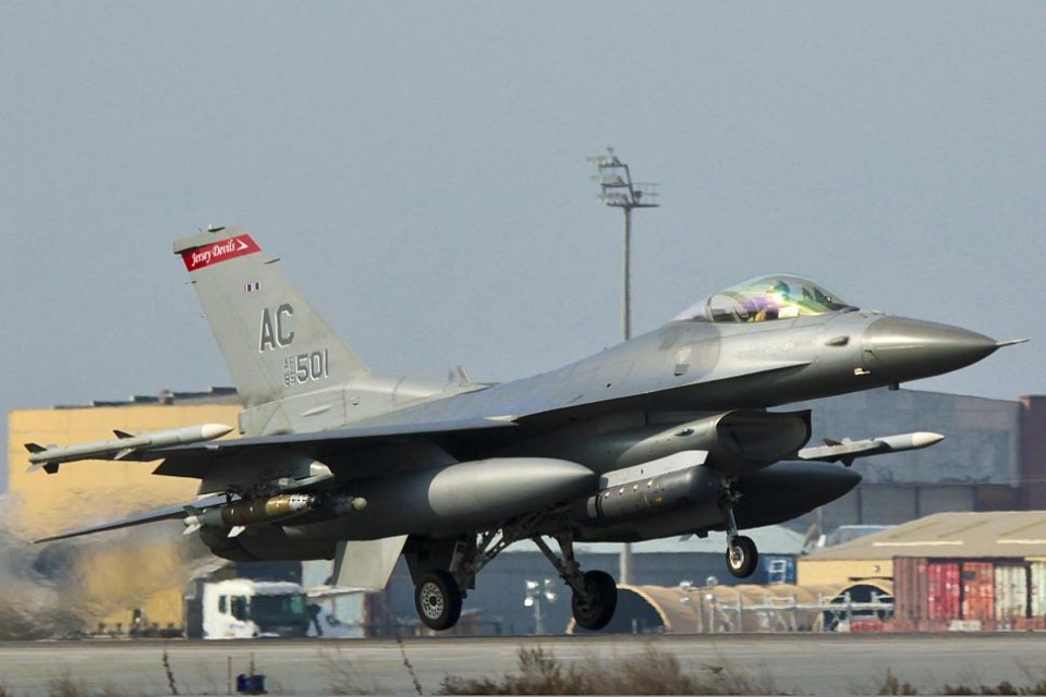  USAF F-16C block 30 85-1501 from the 119th FS takes off from Bagram Airfield on November 28th, 2011