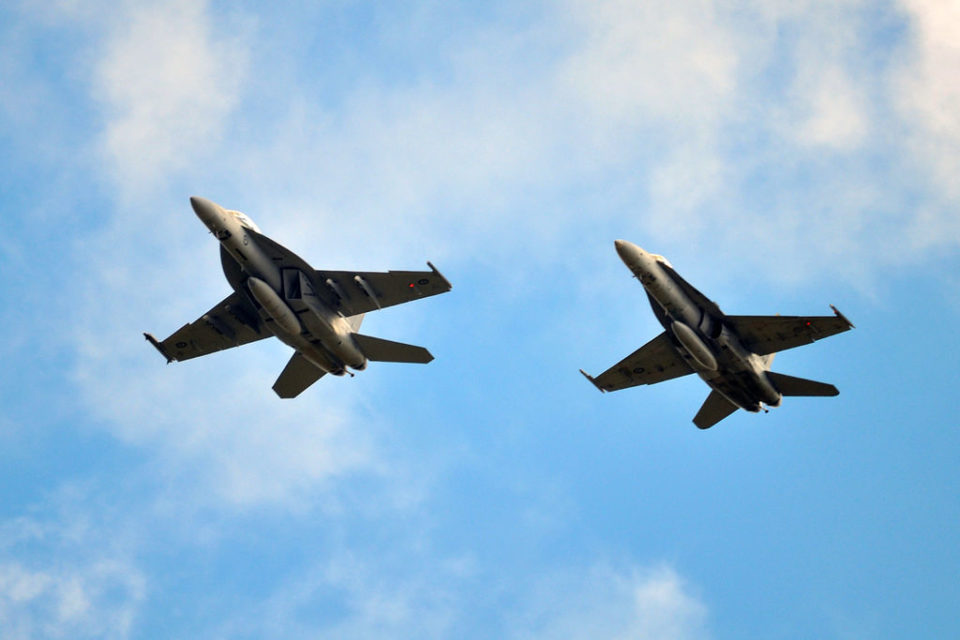 FA-18F Super Hornet (left) and a FA-18A Hornet (right)