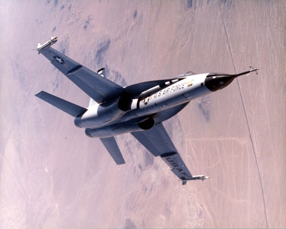 YF-17 Cobra First Flight