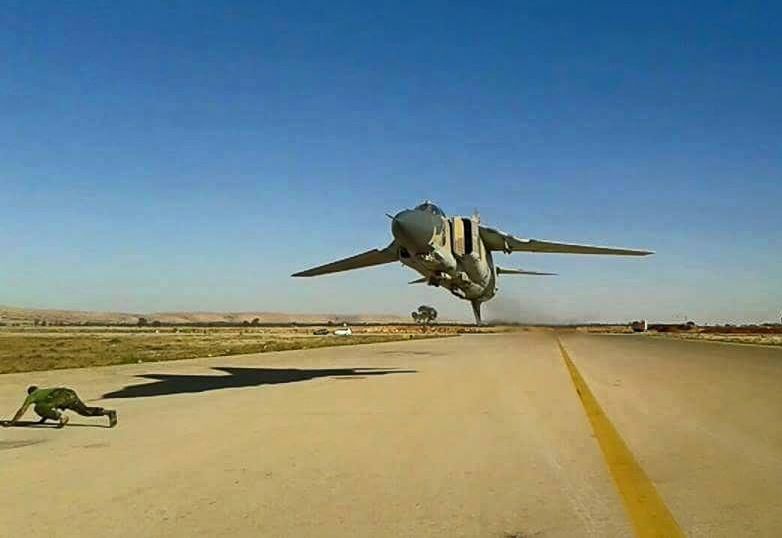 Libyan MiG 23 at VERY VERY Low Level !