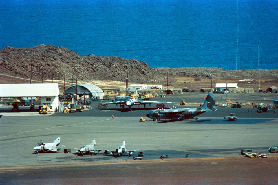 Phantom FGR.2 fighters from No. 29 Squadron 